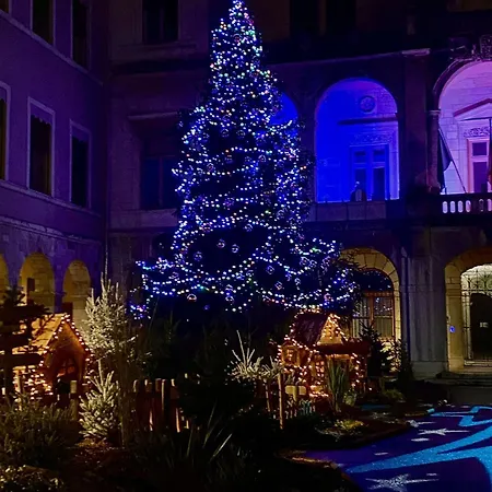 Du Cloitre 3* Vienne (Isere)