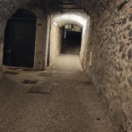 Aparthotel Du Cloitre Vienne (Isere)
