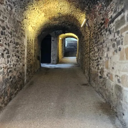 Du Cloitre * Vienne (Isere)